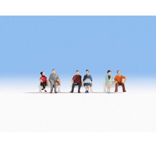 NOCH 38130 Sitzende  (Spur N)