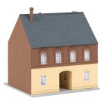 Faller 232178 Stadthaus mit Durchfahrt Spurweite N