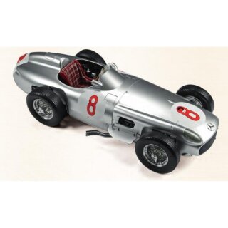 IXO 1:8 Mercedes W196 Fangio #8 520010118