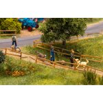 Faller 151745 Spaziergänger mit Hunden Spurweite H0