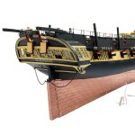 Vanguard Models 25328 HMS Surprise Bausatz 1:64