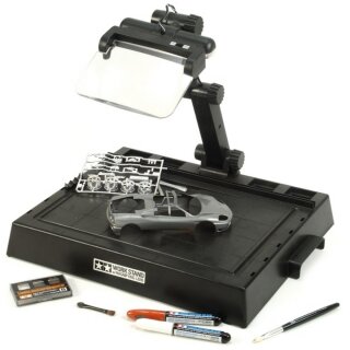 Tamiya 74064 Arbeitsstation mit Vergr.-Linse und LED 300074064